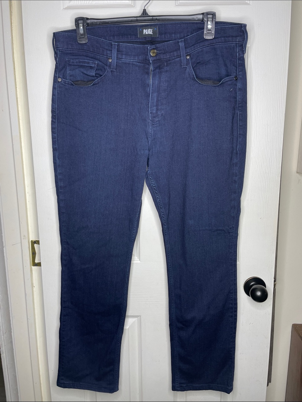 PAIGE Men Slim Straight Jeans in Deep Indigo. Size 36